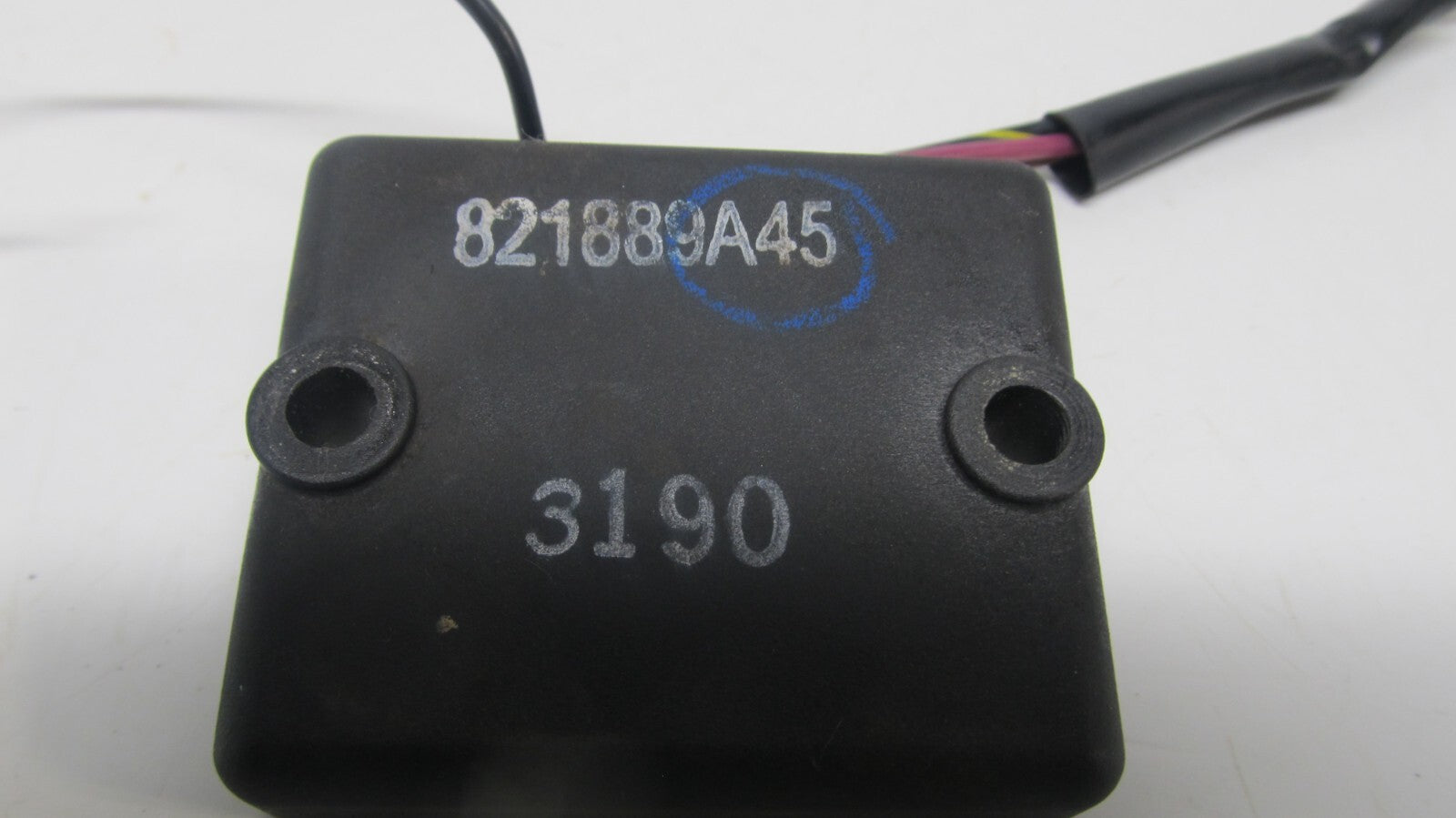 6716373