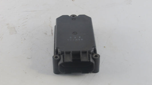 6808772