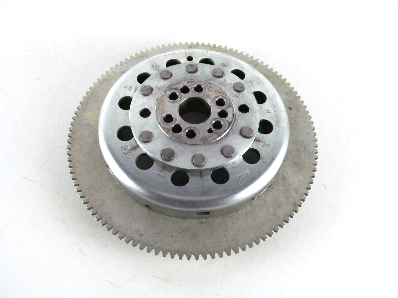 8850041